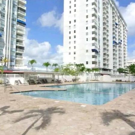 Marbella Apartments San Juan Exterior photo