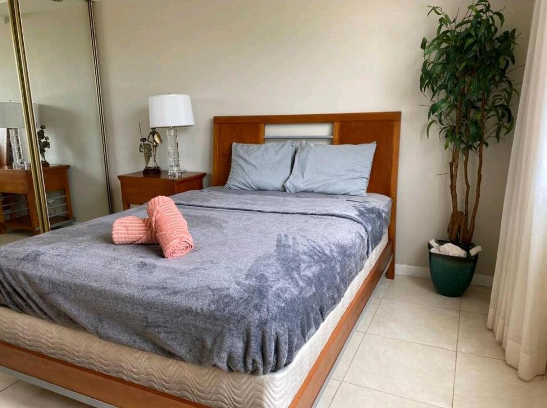 Marbella Apartments San Juan Exterior photo