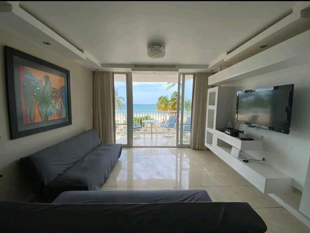 Marbella Apartments San Juan Exterior photo