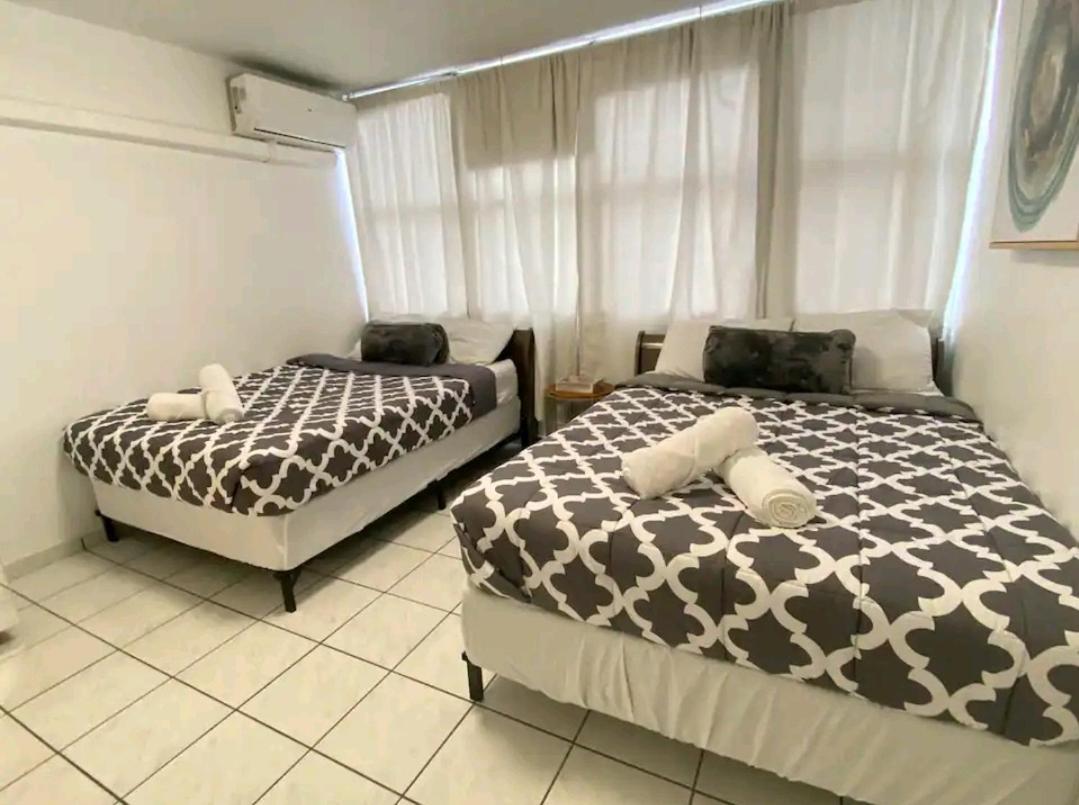 Marbella Apartments San Juan Exterior photo